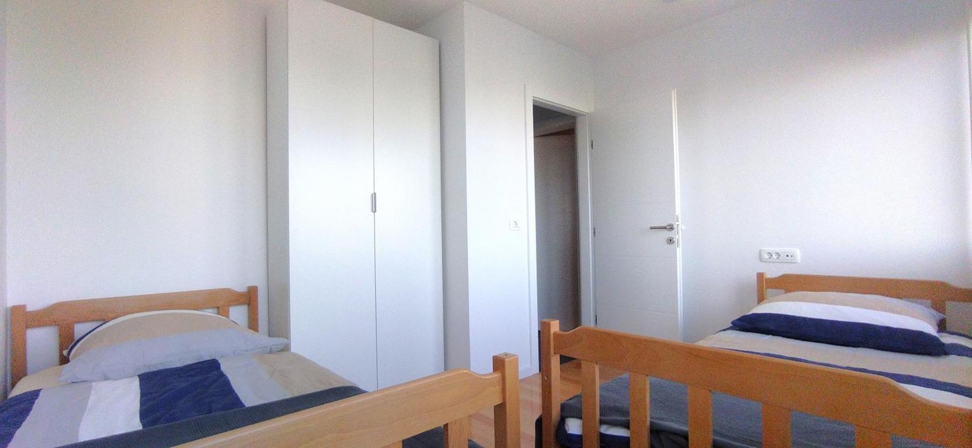 2 Bedroom Lili Apartment *